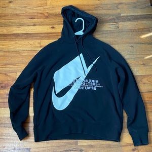 Nike NSW hoodie Size Medium.